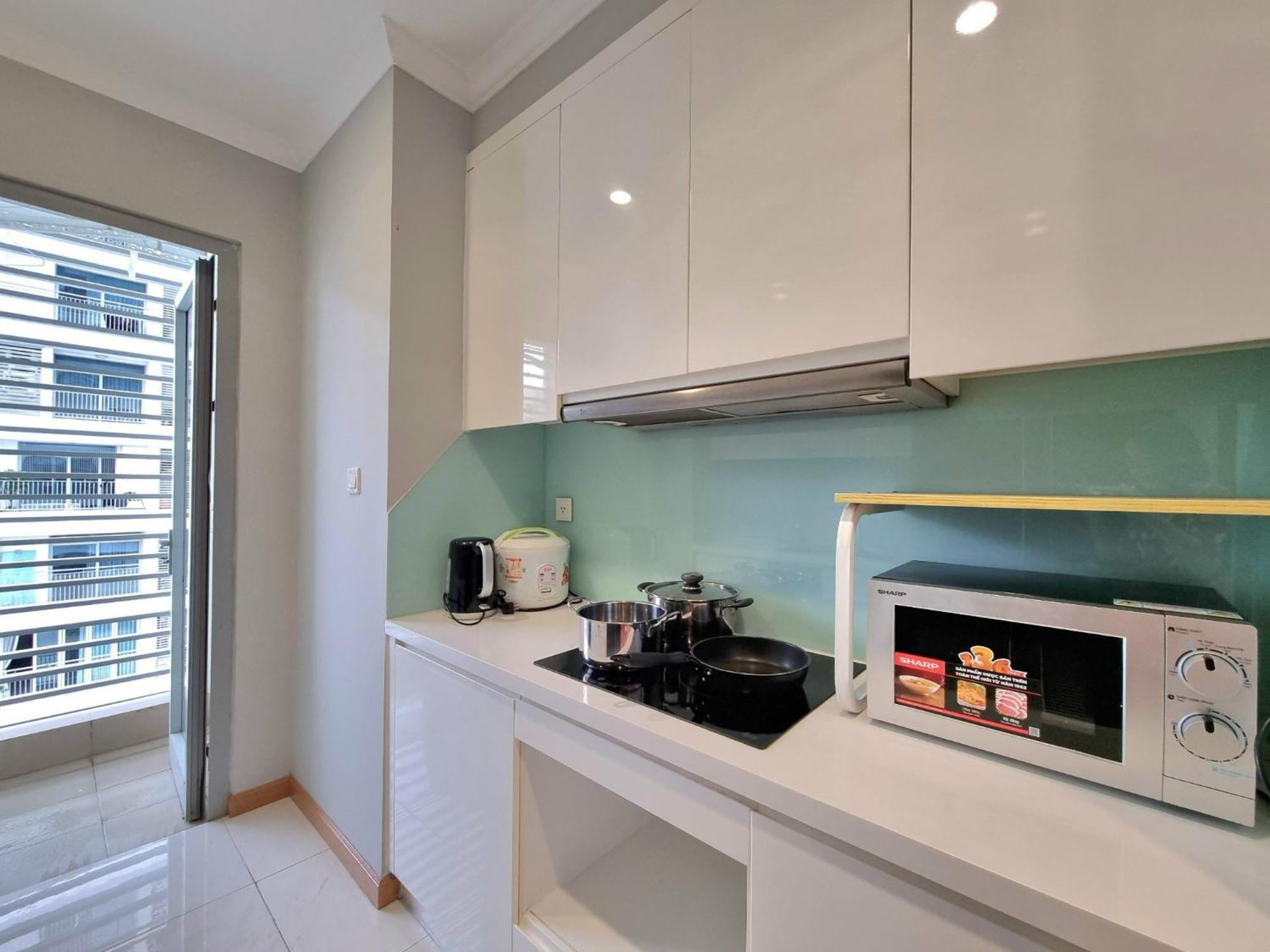Khách sạn Vinhomes Landmark Luxury By Navie 5*