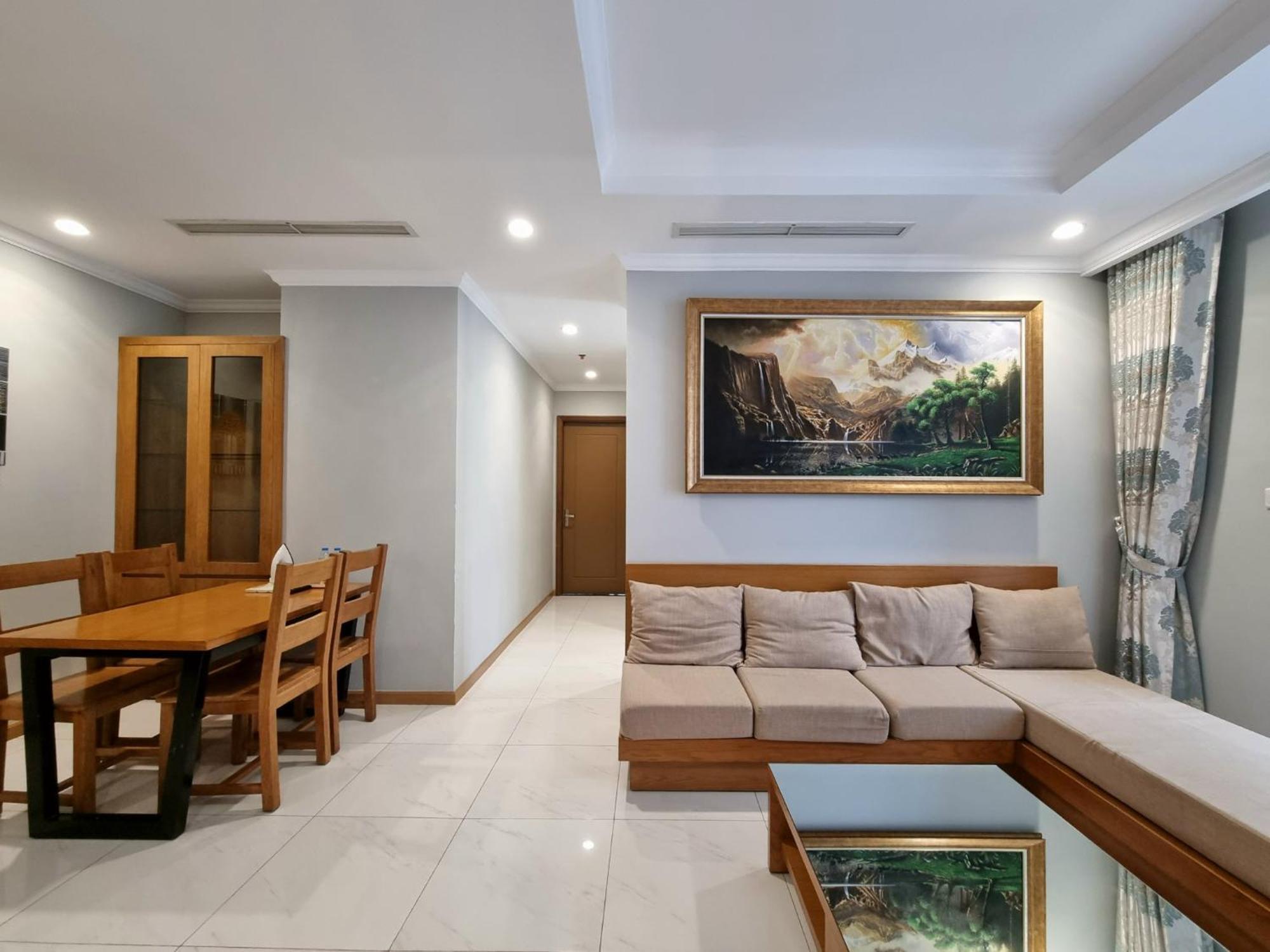 Vinhomes Landmark Luxury By Navie Hotel 5*