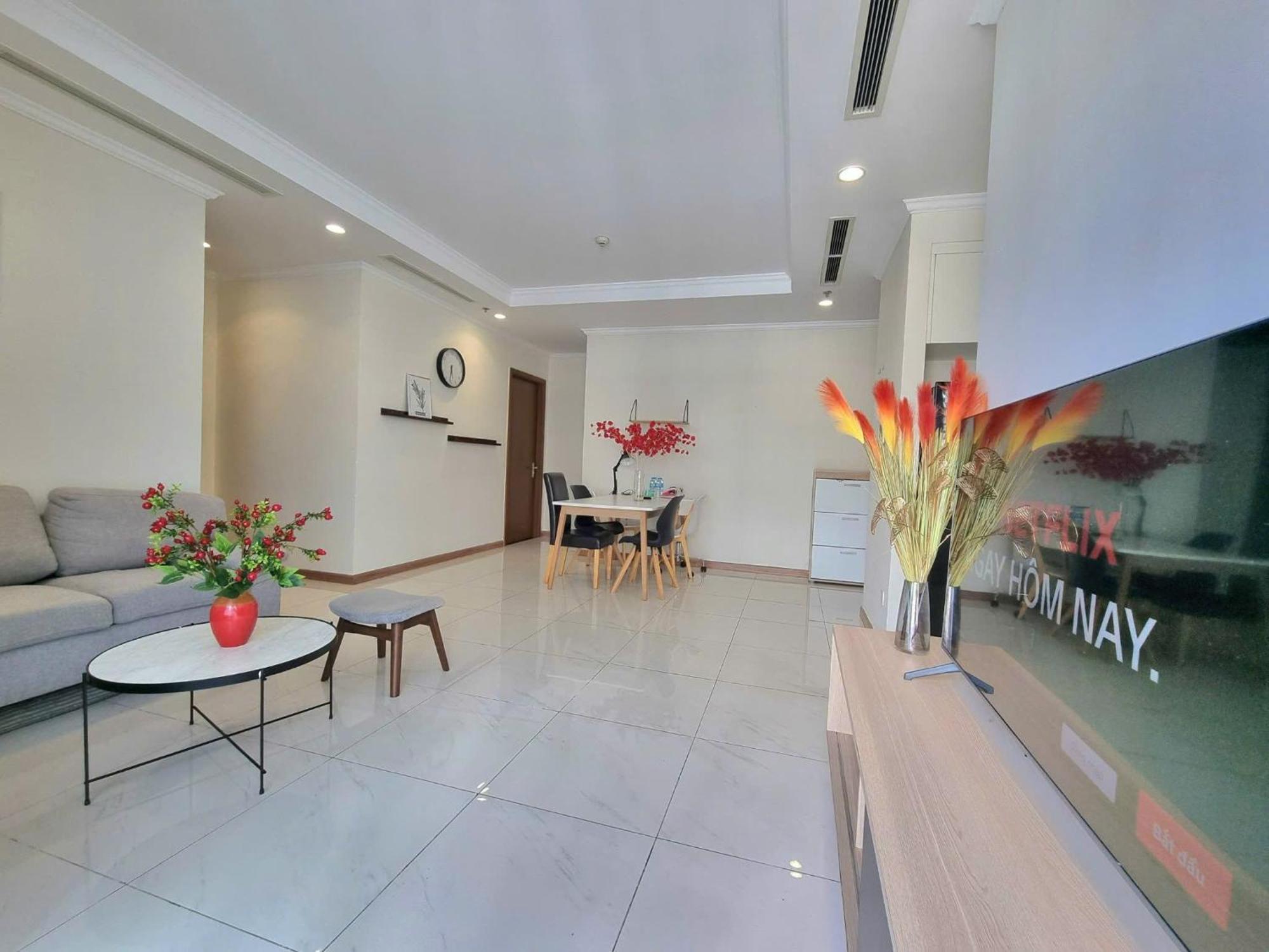 Vinhomes Landmark Luxury By Navie 5*