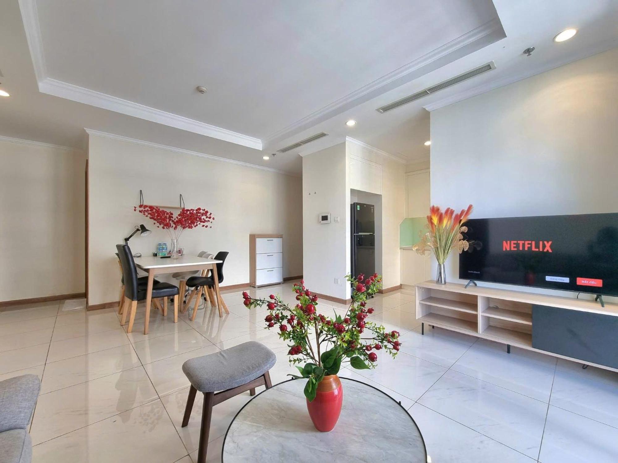 Vinhomes Landmark Luxury By Navie Hotel