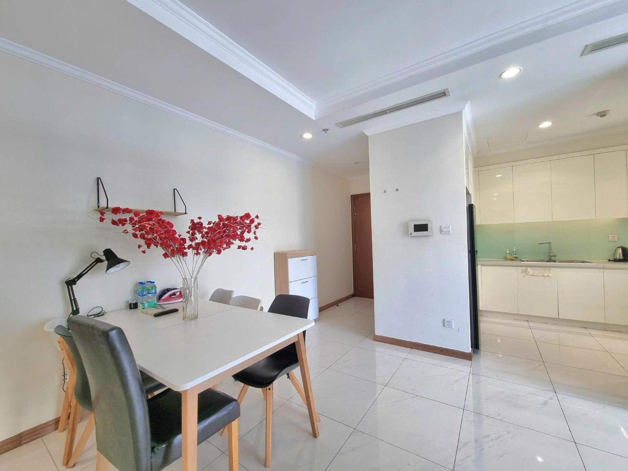 Vinhomes Landmark Luxury By Navie Hotel