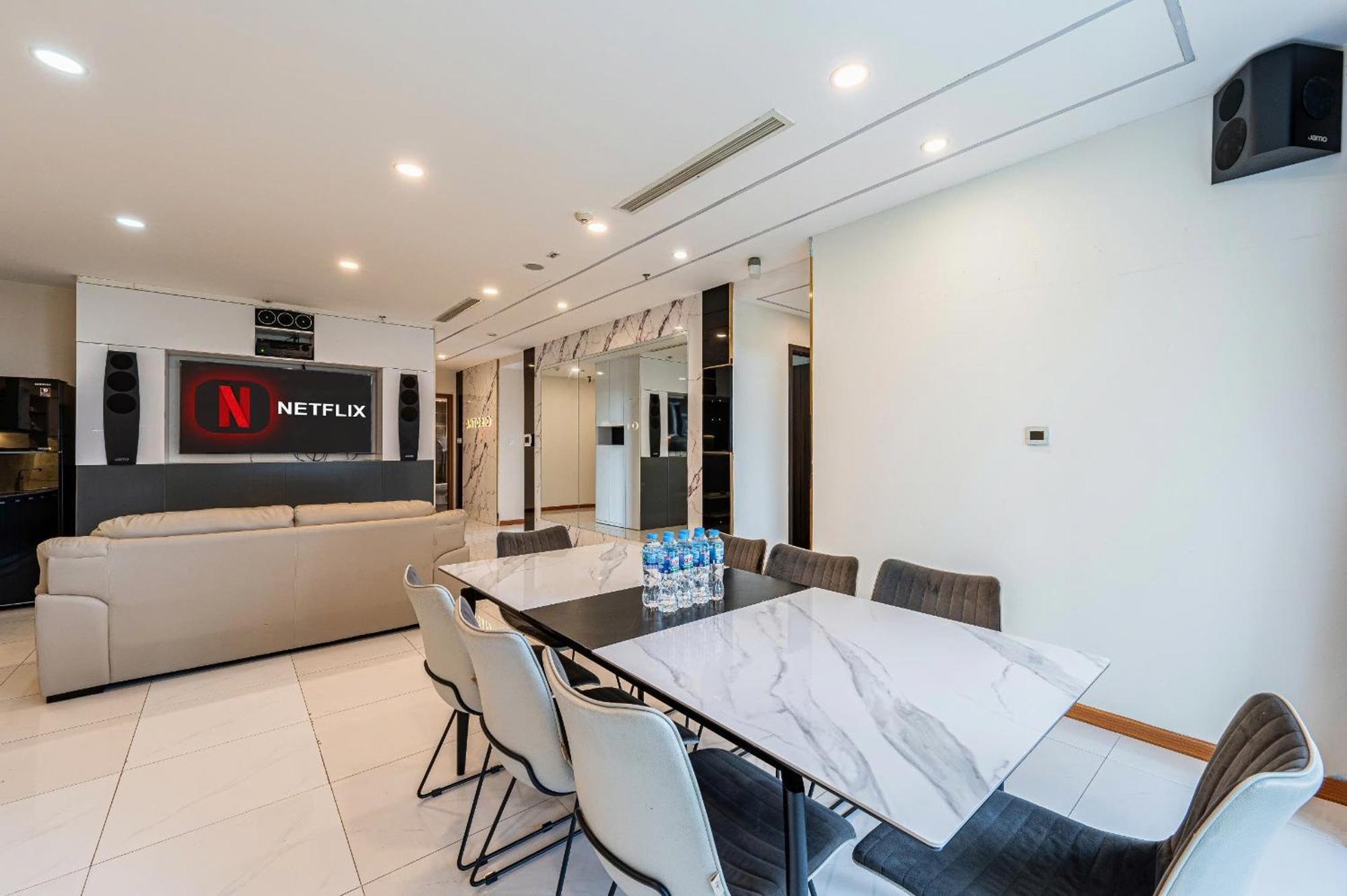 Vinhomes Landmark Luxury By Navie 5* Ho Chi Minh City