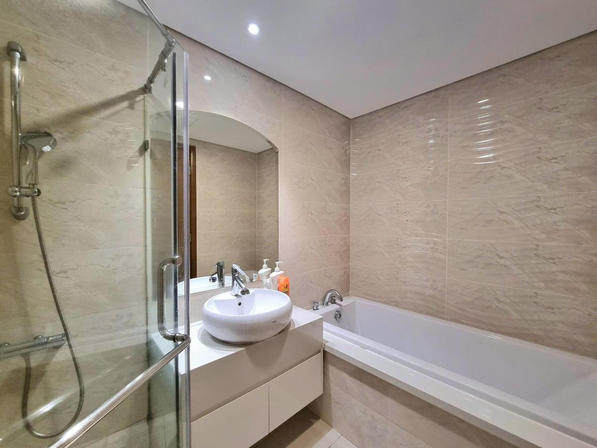 Vinhomes Landmark Luxury By Navie Hotel