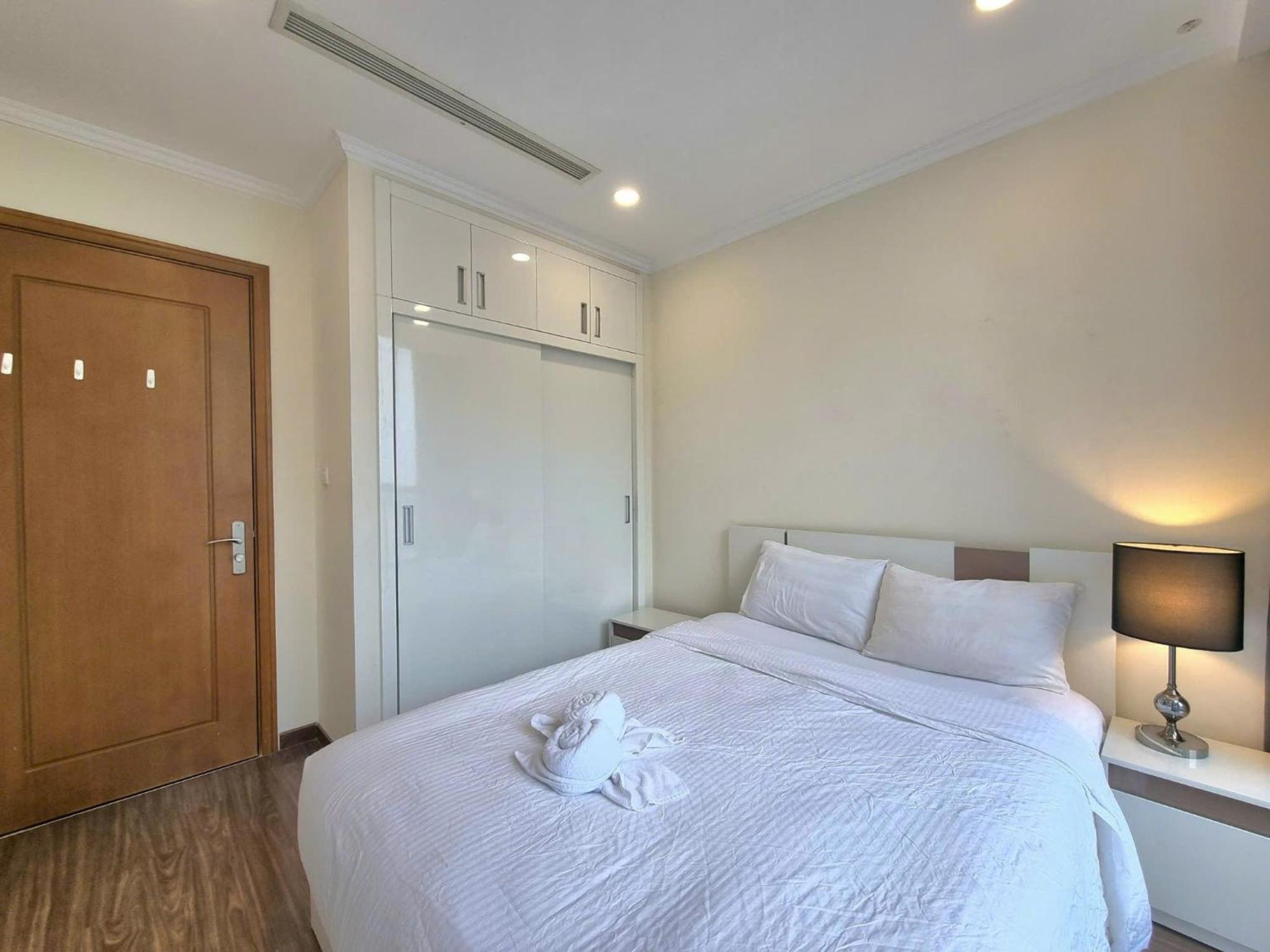 Hotel Vinhomes Landmark Luxury By Navie