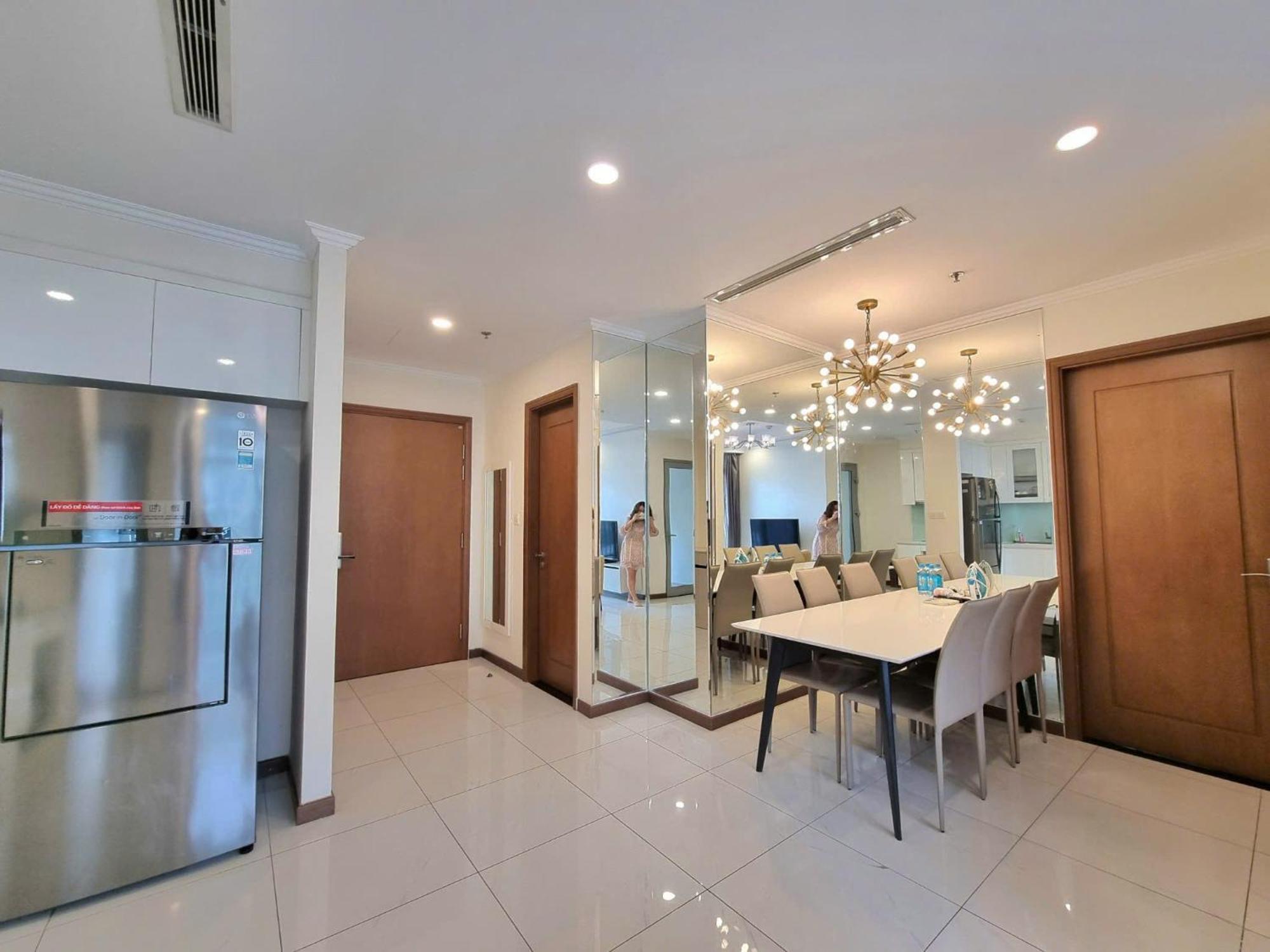 Hotel Vinhomes Landmark Luxury By Navie 5*
